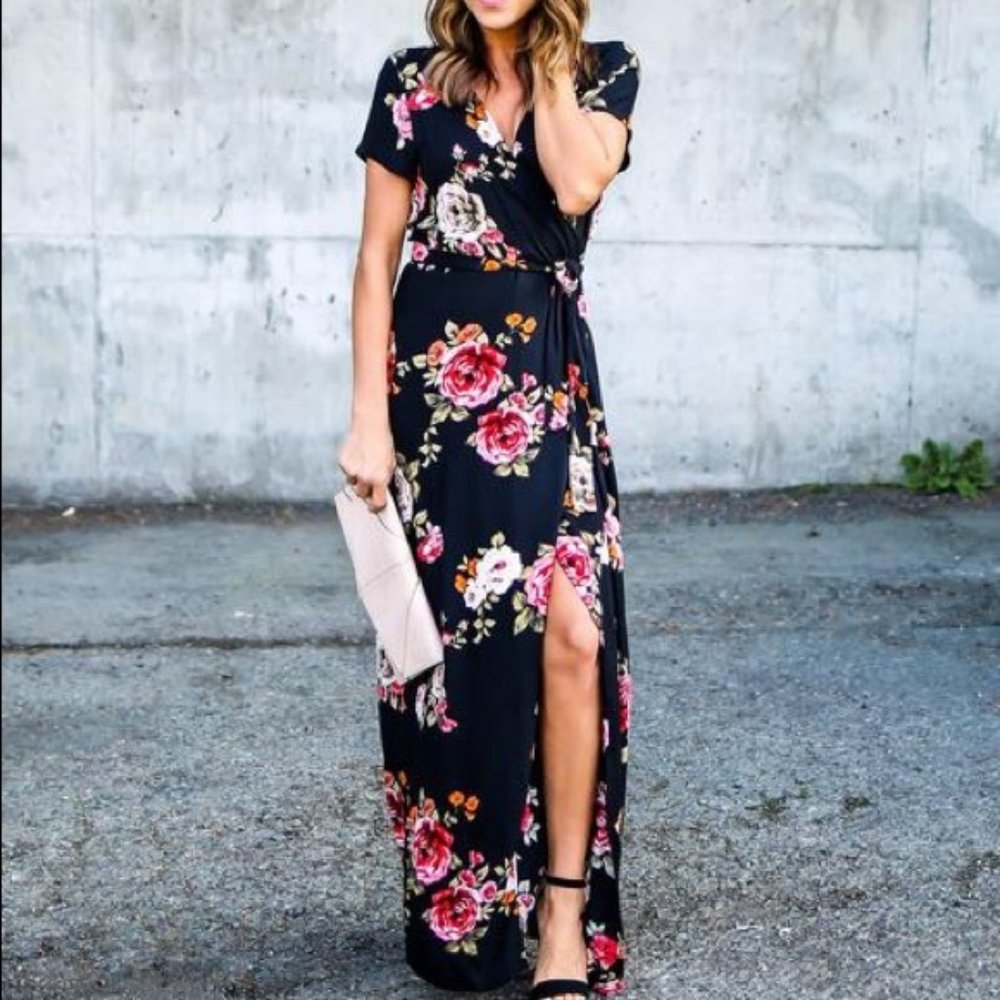 Floral maxi wrap dress. Size S. NWOT.
